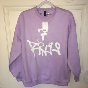 NWT 7 Rings Sweatshirt